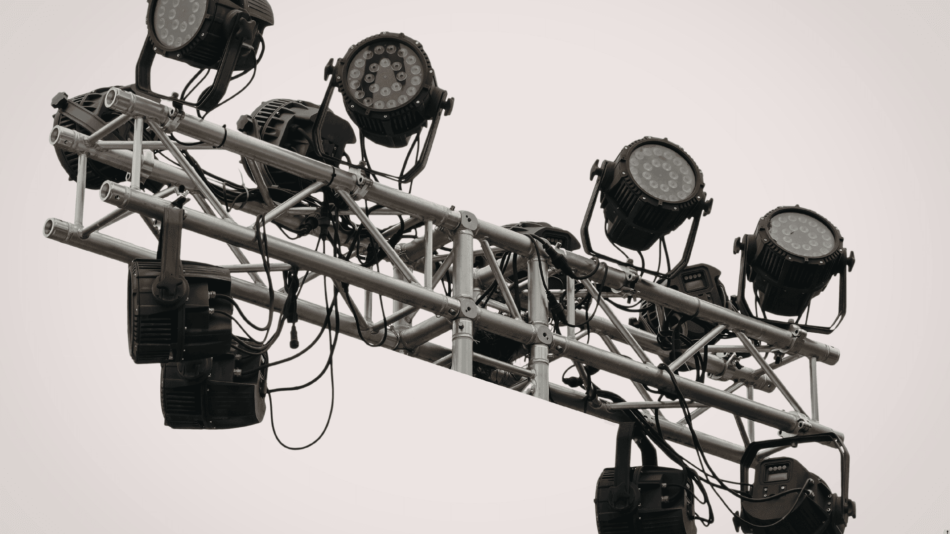 Truss lighting rig with LED fixtures