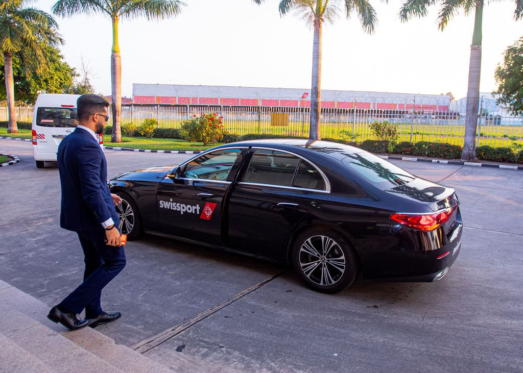 Delegate arriving by car at VIP airport terminal for the Tanzania-Egypt Business Forum